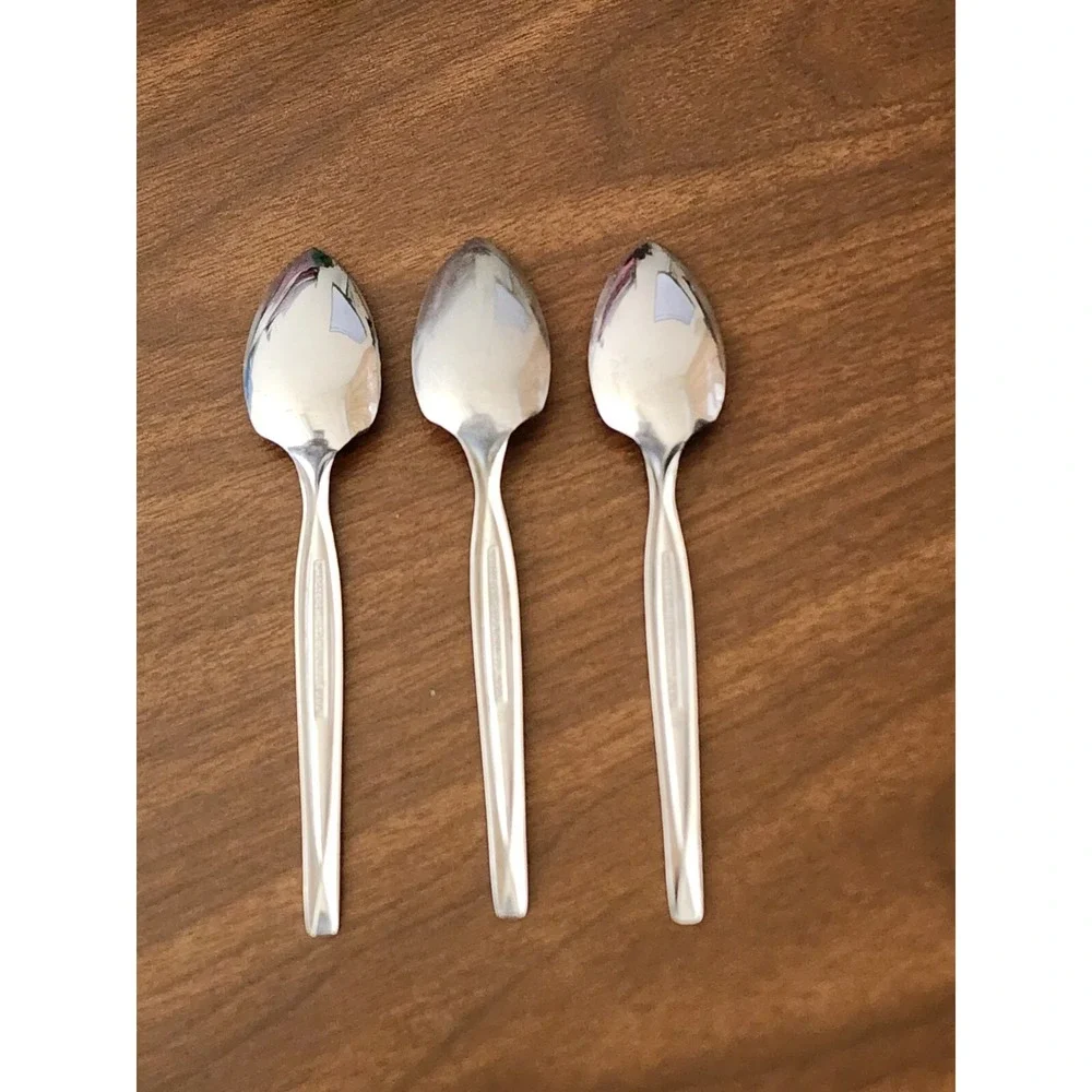 Wm Rogers Mfg Co Stainless Steel Made In USA Grapefruit Serrated Spoons Set of 3